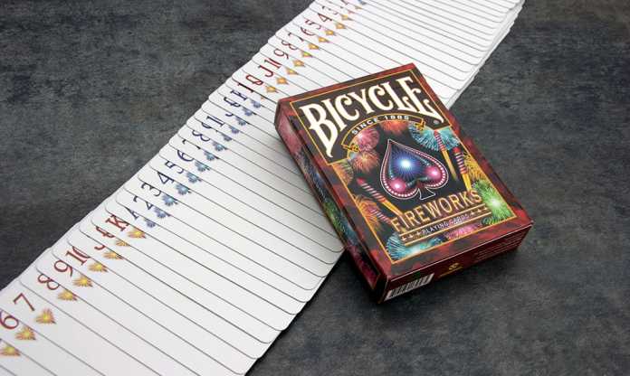 Cartes à Jouer Bicycle Fireworks