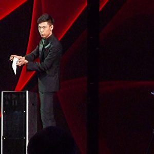 Hun Lee à la FISM 2015 Rimini par Peter DIN pour VirtualMagie