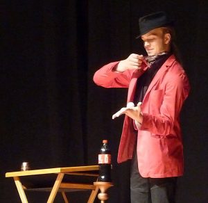 Jakob Mathias à la FISM 2015 Rimini par Peter DIN pour VirtualMagie