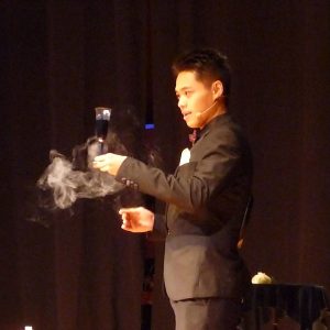 Lian Jiandong à la FISM 2015 Rimini par Peter DIN pour VirtualMagie