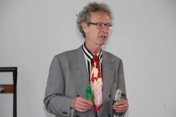 conférence d'Alain de Moyencourt : les esquimaux multicolores