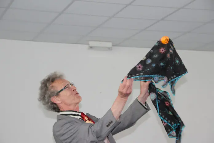 conférence d'Alain de Moyencourt : Boule Zombie