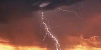 Le Temps d’un Eclair de Pierre ADAMS lightning 2702168 1280