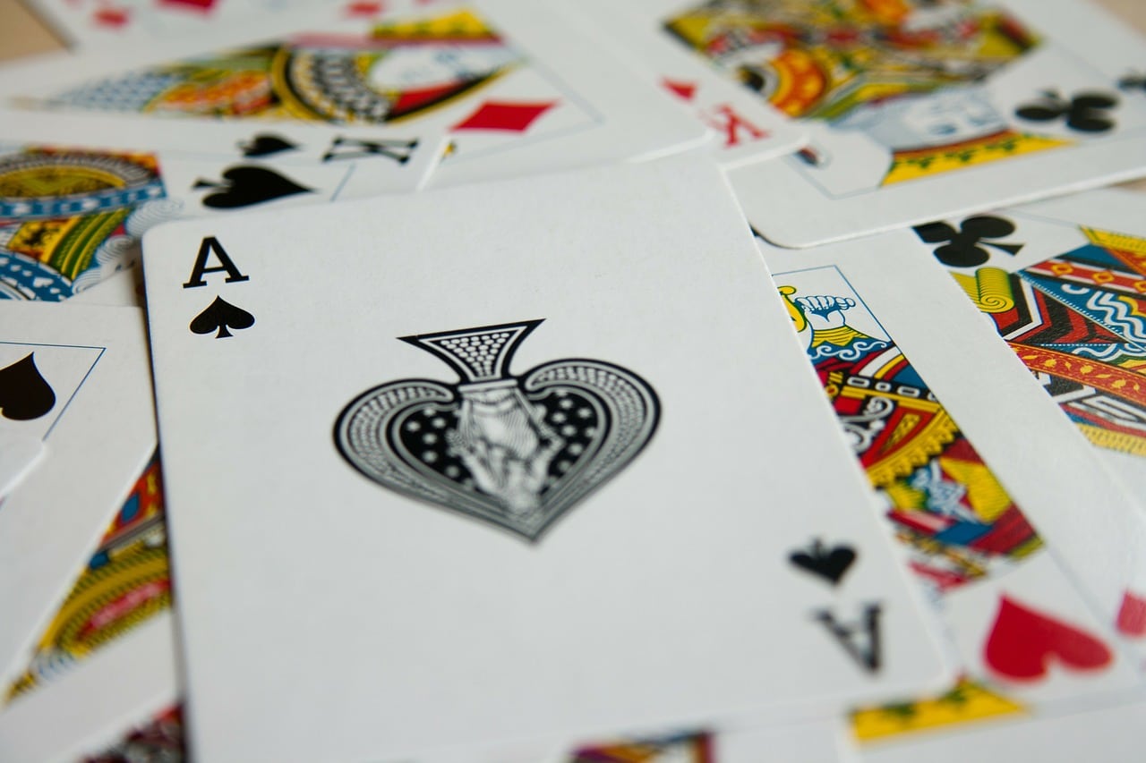 Quelles cartes à jouer choisir et pourquoi ? - ▷ Virtual Magie