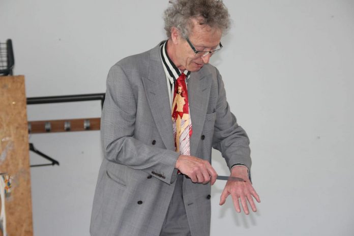 conférence d'Alain de Moyencourt : le couteau à sang