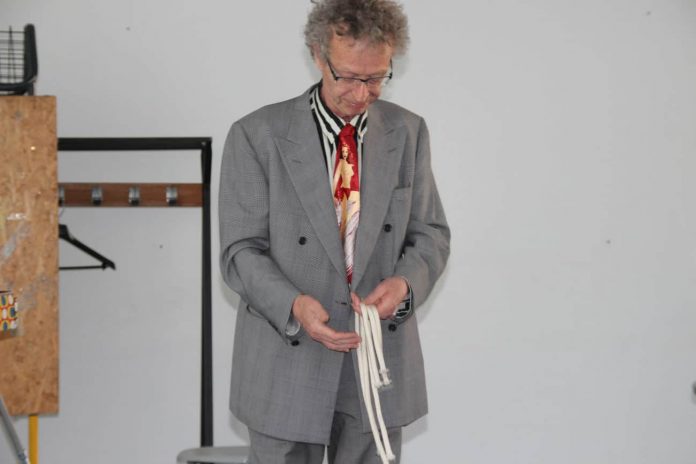 conférence d'Alain de Moyencourt : sa version du tour des trois cordes