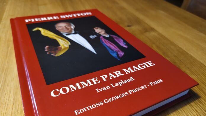 Couverture de Comme par Magie de Pierre Switon